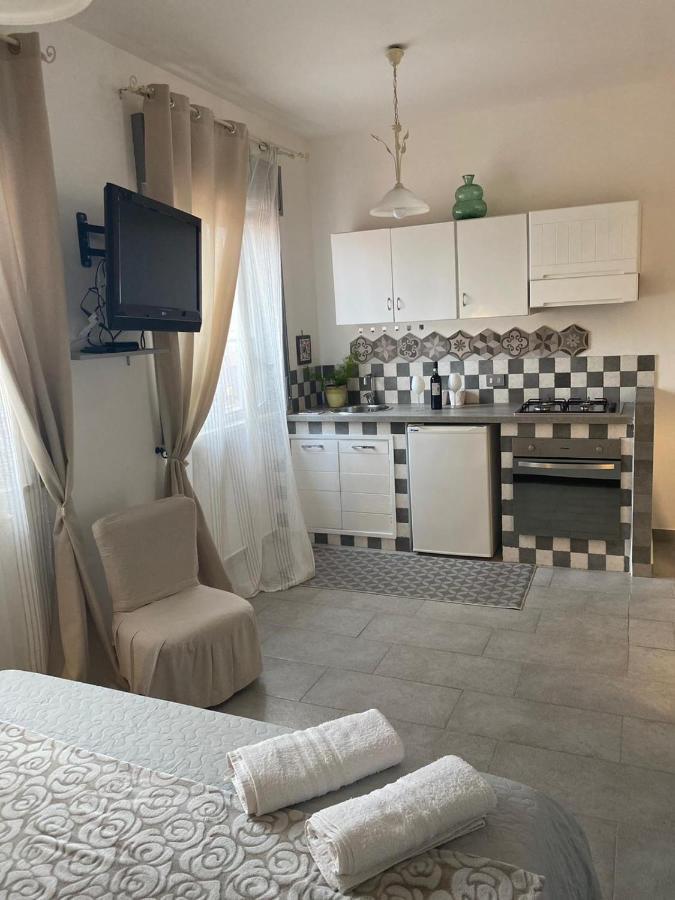 Halley House Мондело Екстериор снимка